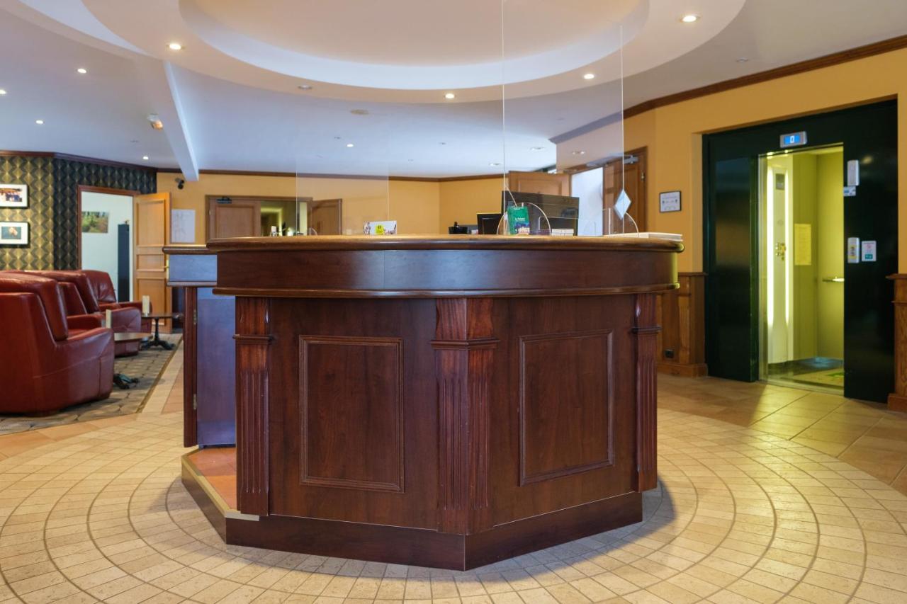 Logis Hotel - Restaurant Le Tulipier Vienne-le-Château Exteriér fotografie